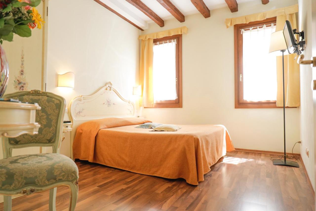 Casa Vacanze Angolo 'Sconto Βενετία Εξωτερικό φωτογραφία