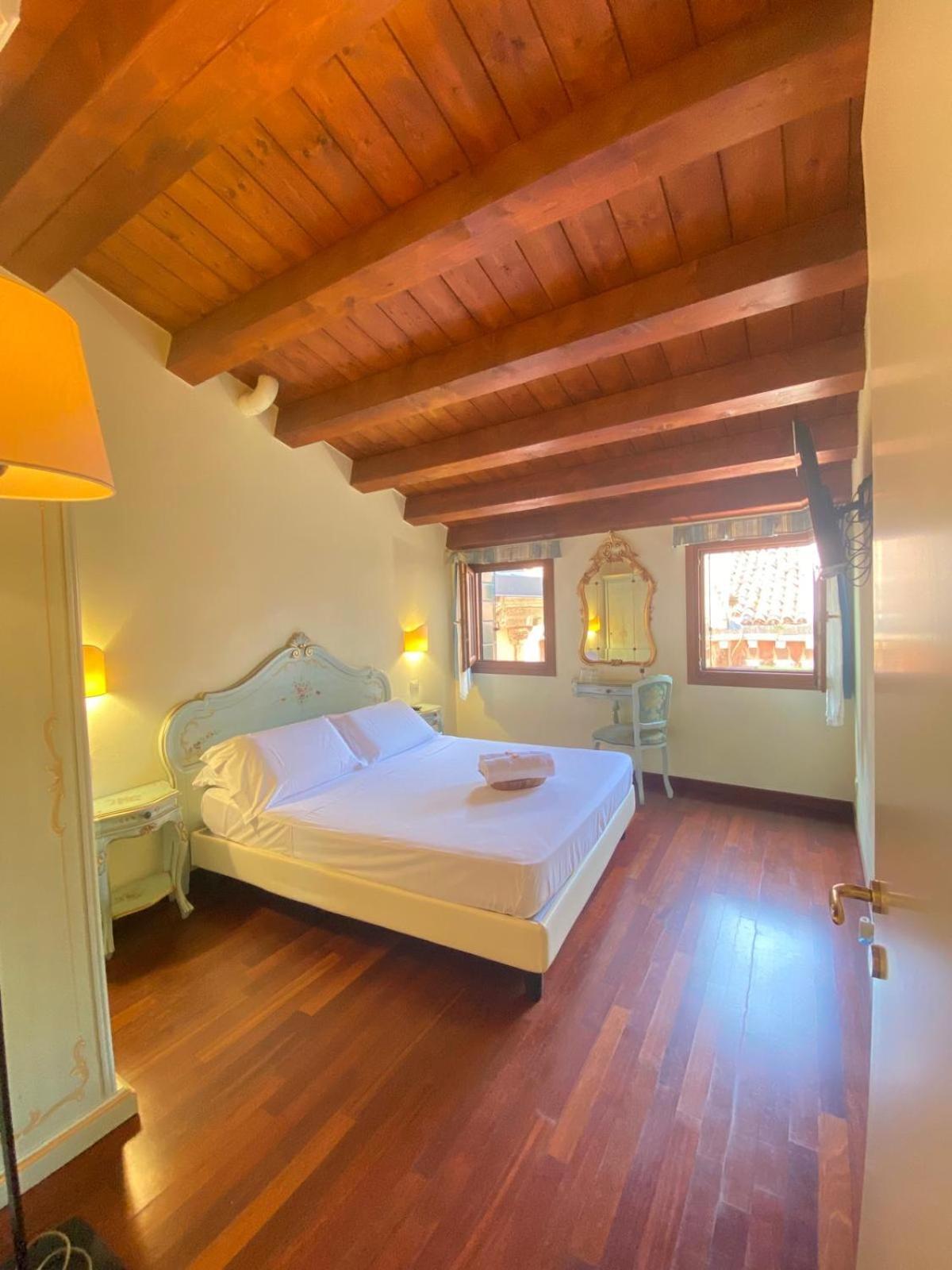Casa Vacanze Angolo 'Sconto Βενετία Εξωτερικό φωτογραφία